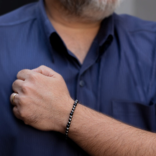 Pulseira de Pedra Onix e Hematita 6mm 20cm com Silicone