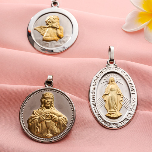 Pingente Aço Milagrosa Oval 70x44mm com Ouro