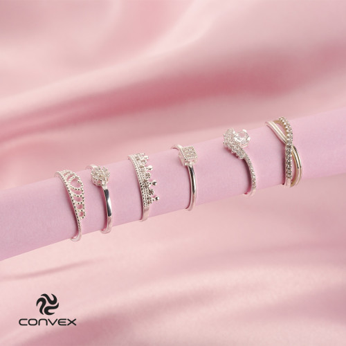 Anel de Prata Solitário Quadrado com Zircônias Coleção Link