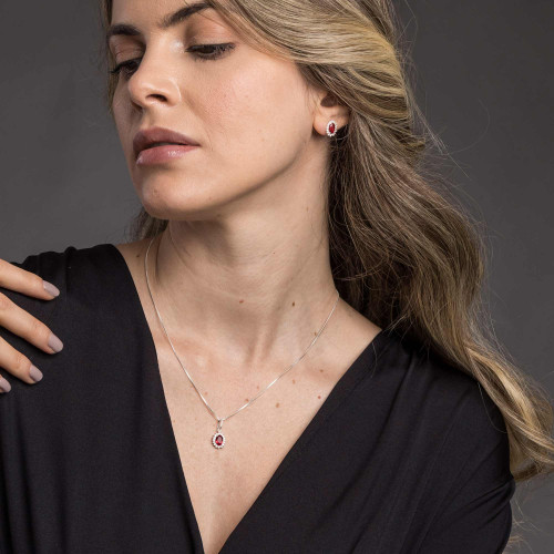 Conjunto de Prata Coleção Queens Cristal Rubi 5x7 e Zircônias Brancas