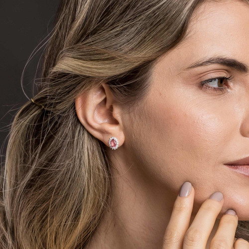 Brinco de Prata Coleção Queens Safira Rosa 5x7 e Zircônias Brancas