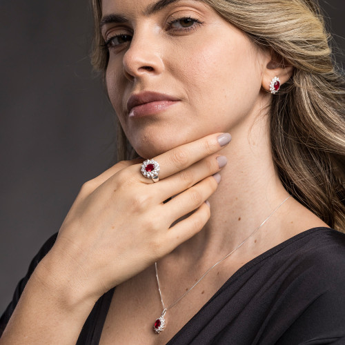 Conjunto de Prata Coleção Queens Cristal Rubi 6x8 e Zircônias Brancas