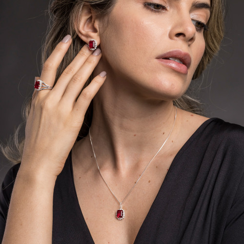 Conjunto de Prata Coleção Queens Cristal Rubi 8x10 e Zircônias Brancas