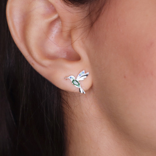 Brinco de Prata Beija Flor Coleção Florescer Zircônia Esmeralda 14x10mm
