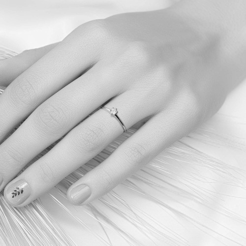 Anel de Ouro Branco Solitário 18k com Zircônia 3mm Coleção Luminix