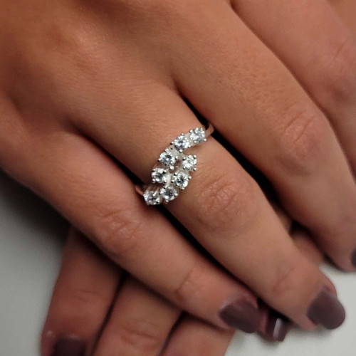 Anel de Prata Wave Zircônias Brancas 3.0mm