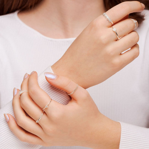 Anel de Prata Love Queen Coleção Link