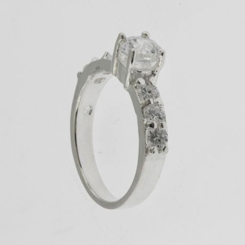 Anel de Prata Solitário Desejo Zircônias Brancas 6mm